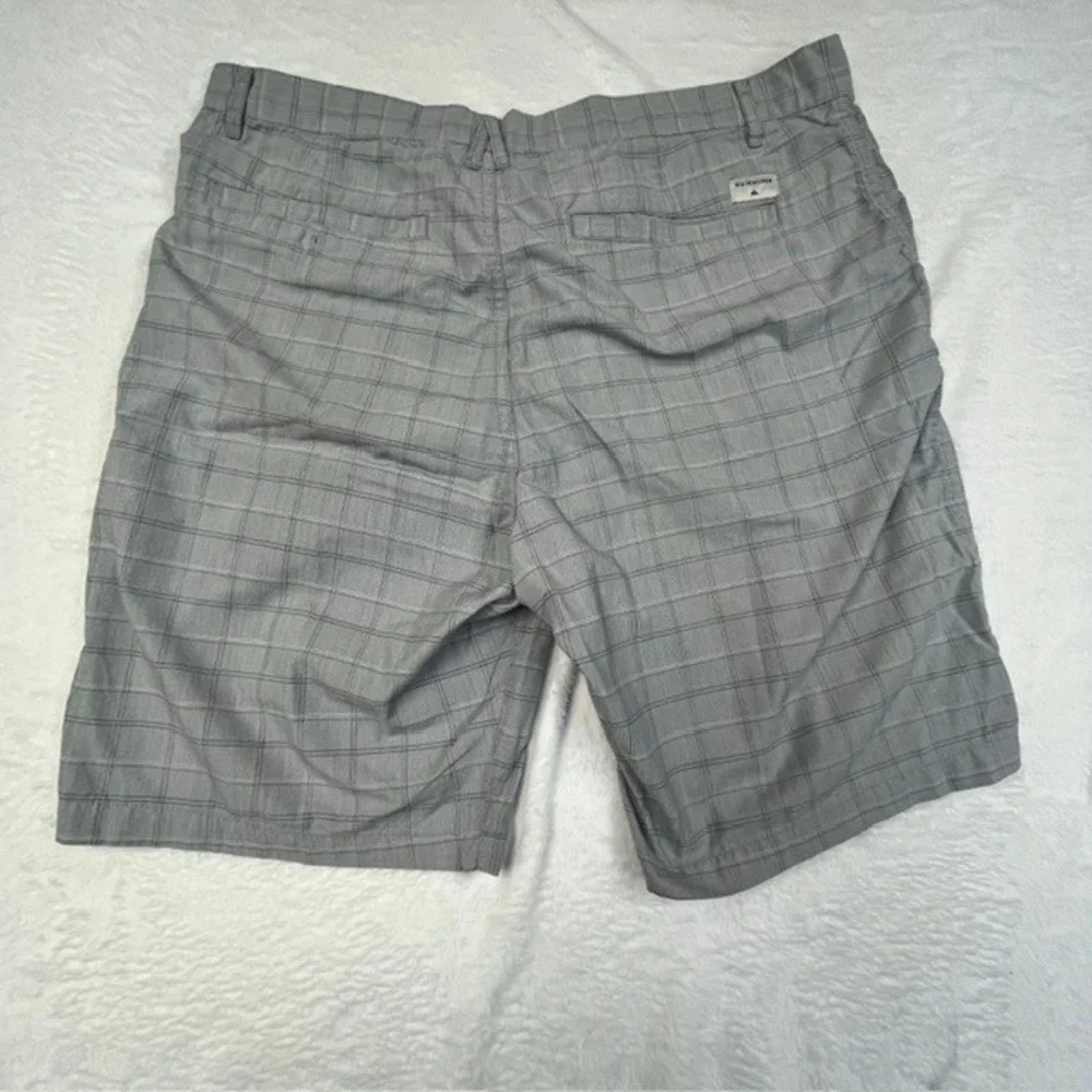 Quiksilver Mens Grey Plaid Regular Fit‎ Flat Front Casual Shorts Size 36